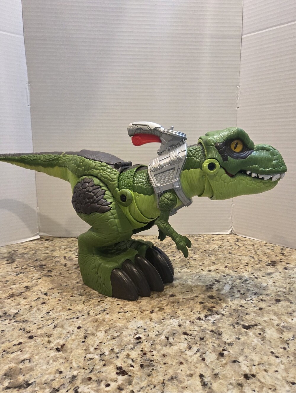 Imaginext Jurassic Park World Mega Mouth T-Rex Chomping Toy Dinosaur W/Handle